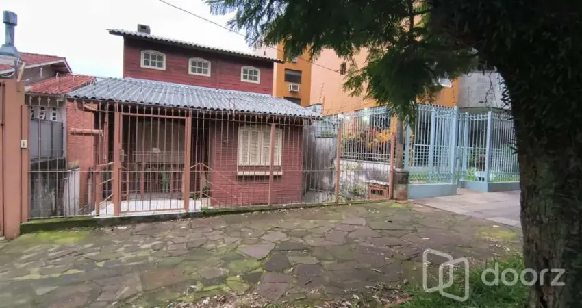 Terreno à venda na Rua Dona Oti, 142, Petrópolis, Porto Alegre