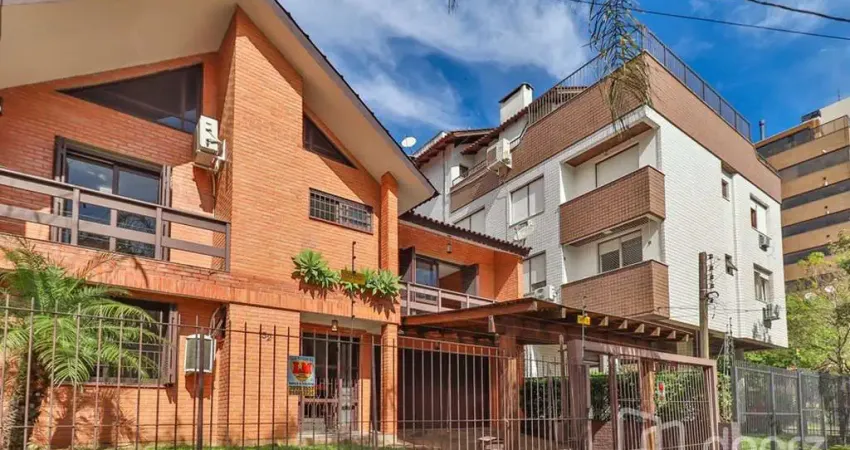 Casa com 3 quartos à venda na Rua Maestro Salvador Campanella, 152, Jardim Itu Sabará, Porto Alegre