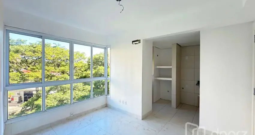 Apartamento com 3 quartos à venda na Avenida da Cavalhada, 4414, Cavalhada, Porto Alegre