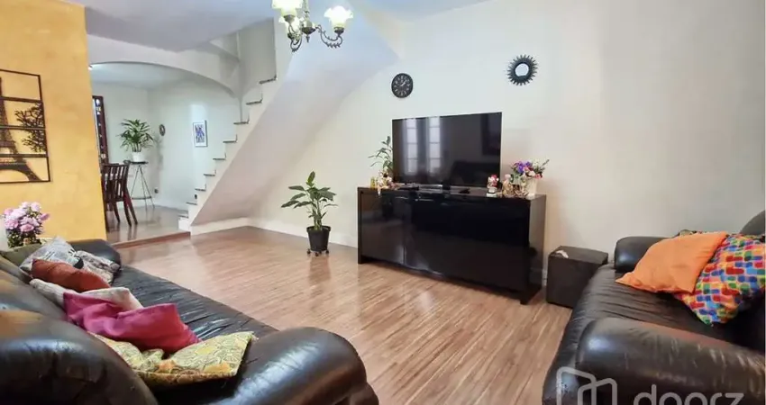 Casa em condomínio fechado com 3 quartos à venda na Rua Urupema, 96, Vila das Belezas, São Paulo