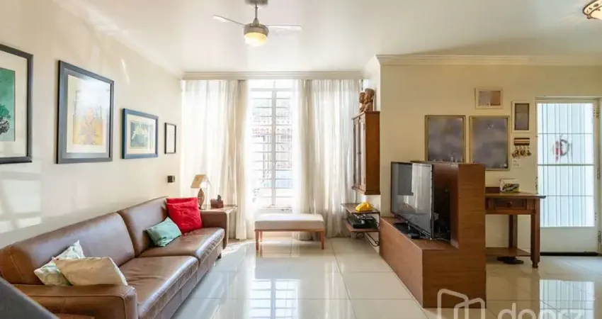 Casa com 3 quartos à venda na Rua Bartolomeu Feio, 356, Vila Cordeiro, São Paulo