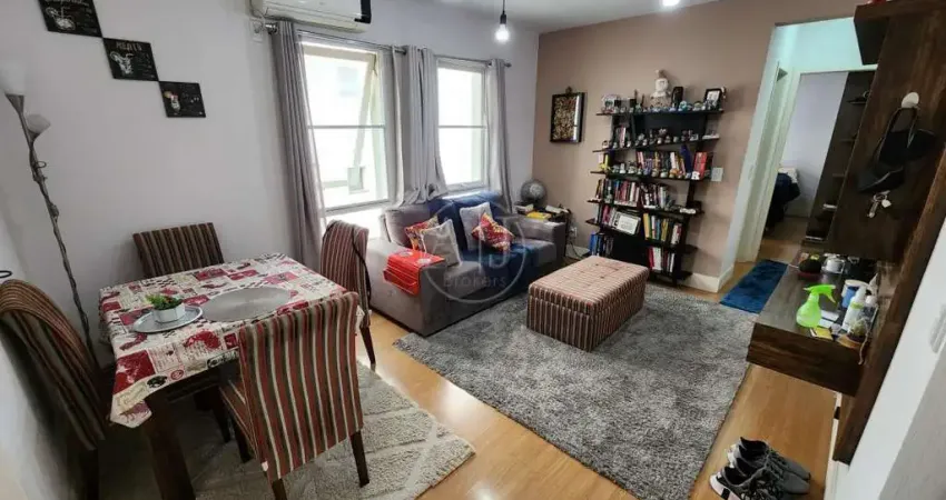 Ideal para morar ou locar, ótima localização, 1d, garagem, bairro petrópolis em porto alegre