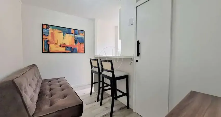 Off: de 225mil por 220mil. totalmente reformado, mobiliado e pronto para morar ou locar! airbnb !!! baixo valor de condomínio e com fachada em reforma.