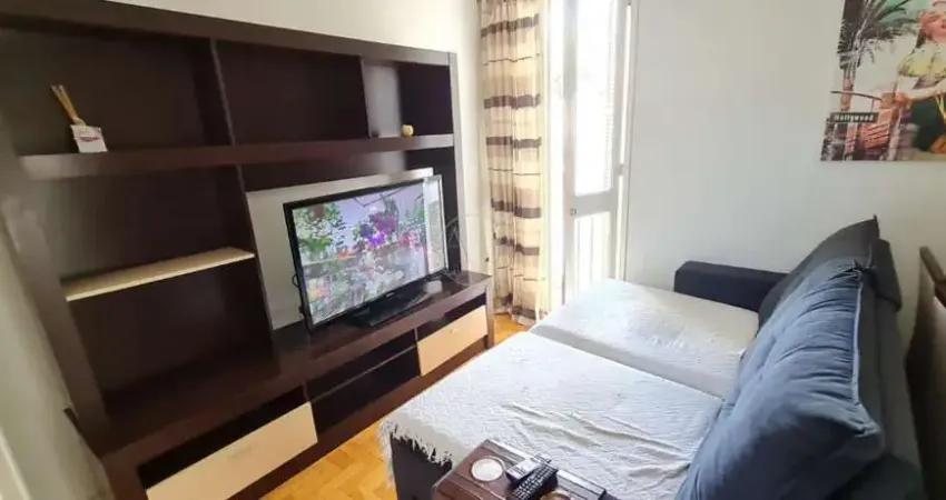 Apartamento muito iluminado e arejado, mobilado e pronto para morar!!!