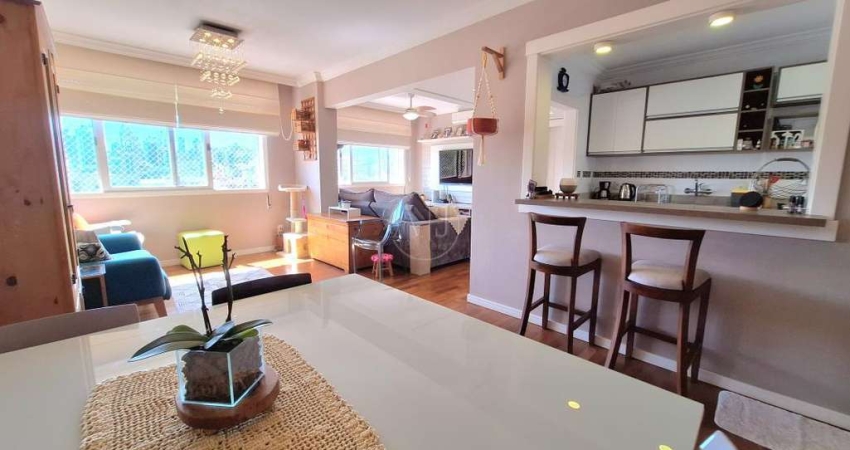 EXCELENTE APARTAMENTO REFORMADO, SEMIMOBILIADO COM 102M² PRIVATIVOS EM ANDAR ALTO COM VISTA DEFINIDA, SOL DA MANHÃ EM ZONA PLANA E LOCALIZAÇÃO PRIVILEGIADA!!!