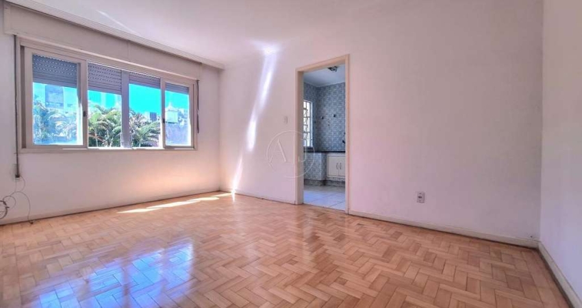 DESOCUPADO. APARTAMENTO DE 2 DORMITÓRIOS, SOL DA MANHÃ, VENTILADO E ILUMINADO. CONSTRUÇÃO BERNAUD AO LADO DO PARQUE MARINHA DO BRASIL E ORLA DO GUAIBA!!!