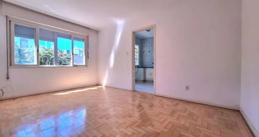 Desocupado. apartamento de 2 dormitórios, sol da manhã, ventilado e iluminado. construção bernaud ao lado do parque marinha do brasil e orla do guaiba!!!