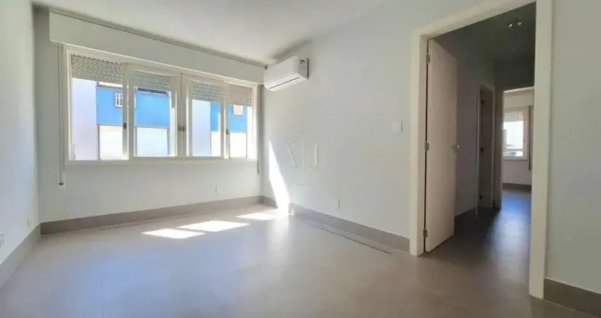 Desocupado!! 2 dormitórios, totalmente reformado, semimobiliado, dependência (home office) 2 vagas de garagem, depósito, prédio com elevador próximo da praça da encol!!!