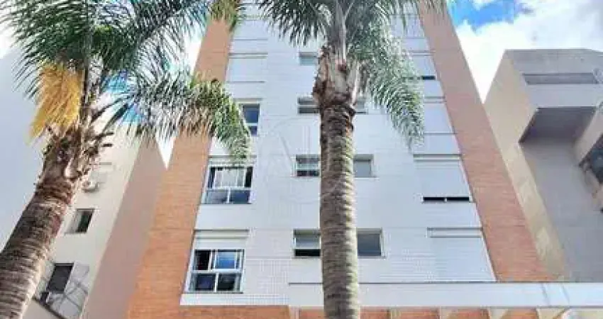 Desocupado, mobiliado e pronto para morar em ótima localização no bairro petrópolis.