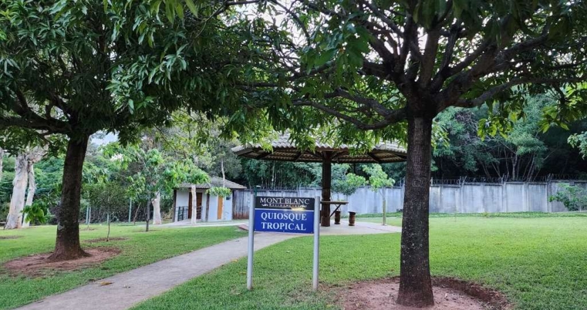 Casa em condomínio fechado com 3 quartos à venda na Avenida Adolpho Massaglia, 837, Vossoroca, Sorocaba