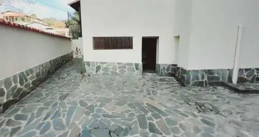 Casa em São Geraldo  -  Santa Luzia