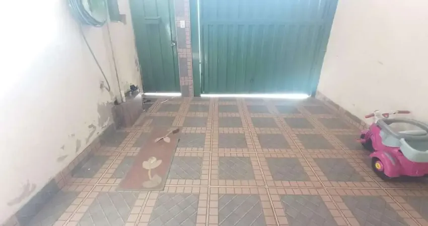 Casa Duplex em Zilah Spósito  -  Belo Horizonte
