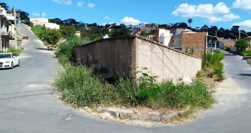 Casa comercial à venda na Rua Dois, Pérola Negra, Santa Luzia