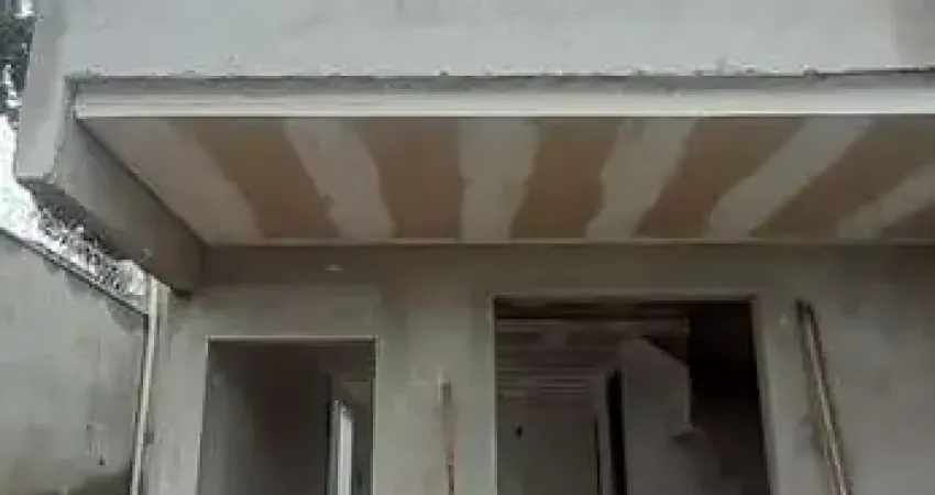 Casa à Venda em Vila Jardim Leblon BH, 2 Suítes, 70m², R$415mil