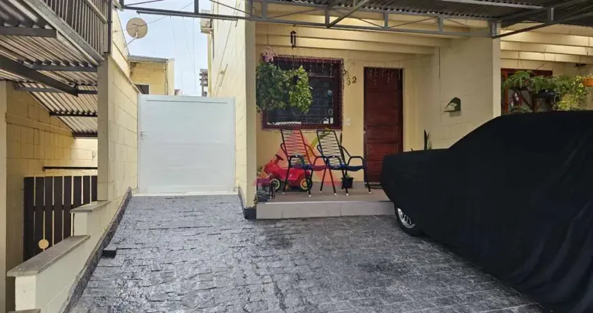 Casa em condomínio fechado com 3 quartos à venda na Rua Campo Redondo, 211, Vila Maria Eugênia, Campinas