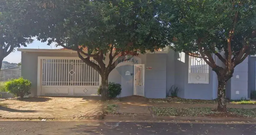 Casa Térrea á Venda com 04 quartos na City Ribeirão em Ribeirão Preto-SP.