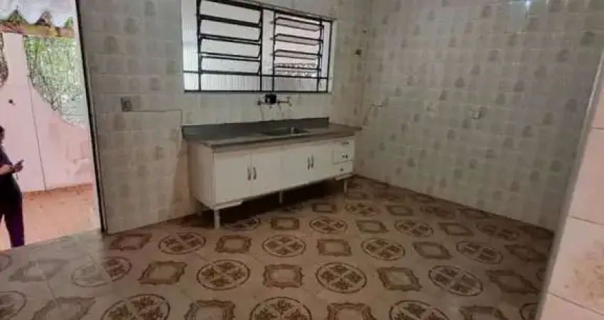 Casa com 1 quarto para alugar no Jardim Terezópolis, Guarulhos 