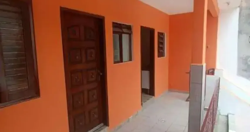 Casa com 2 quartos para alugar na Vila Galvão, Guarulhos