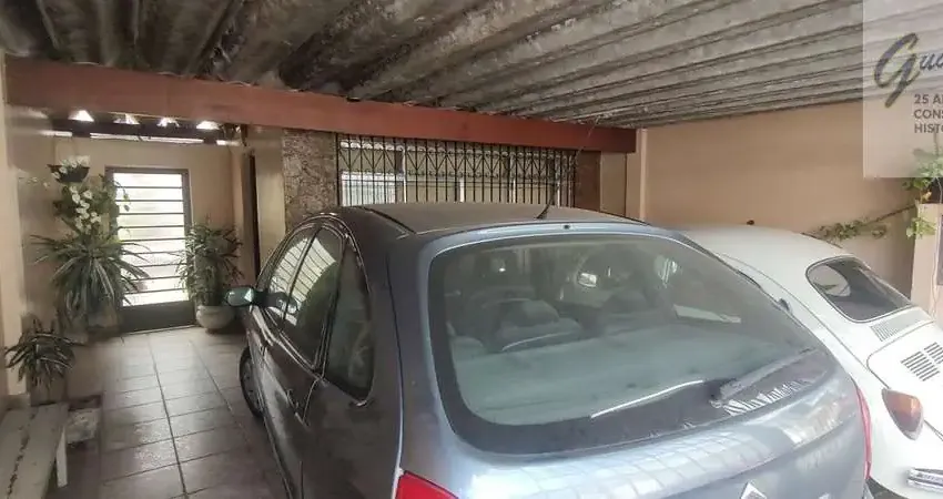 Sobrado em exelente localizaçao com 3 dormitorios sala com 3 mbientes 3 wc corredor lateral edcula n