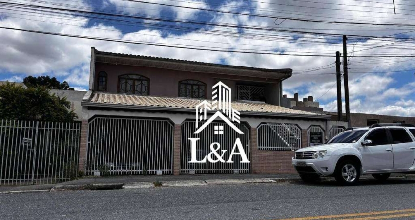 Sobrado com 3 dormitórios à venda, 220 m² por R$ 1.100.000 - Pinheirinho - Curitiba/PR