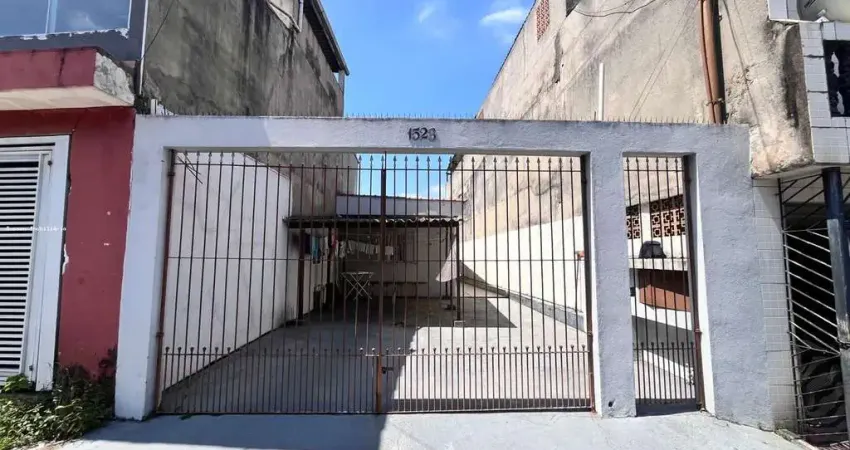 Casa Térrea para Venda em São Paulo, Parque são Rafael, 2 dormitórios, 1 banheiro, 4 vagas