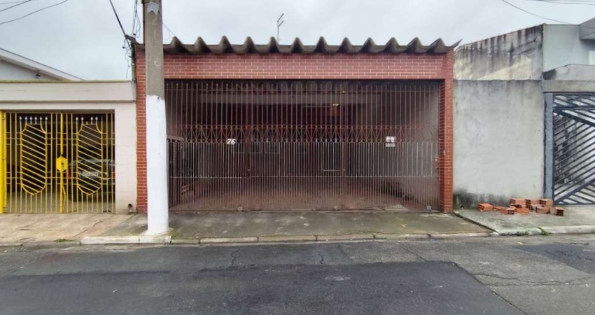 Casa para Venda em São Paulo, Vila Antonieta, 3 dormitórios, 2 banheiros, 4 vagas