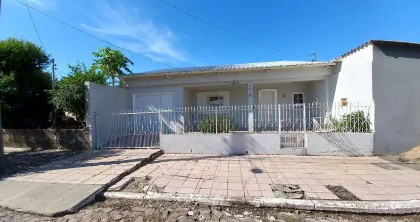 Casa com 3 quartos à venda na R LOUR SILVEIRA, 32, Tancredo Neves, Santa Maria