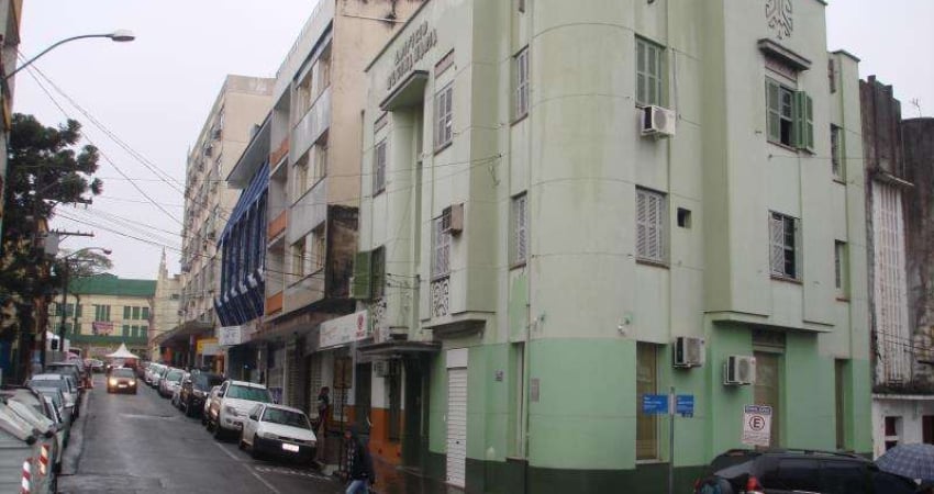 Apartamento com 2 quartos para alugar na Rua Roque Calage, 68, Centro, Santa Maria