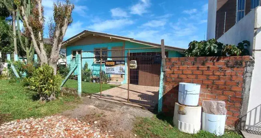 Casa com 3 quartos à venda na Rua Victor Denardim, 248, Pé de Plátano, Santa Maria