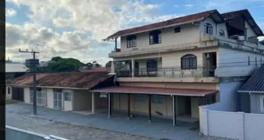 Casa comercial com 4 salas à venda no Ubatuba, São Francisco do Sul