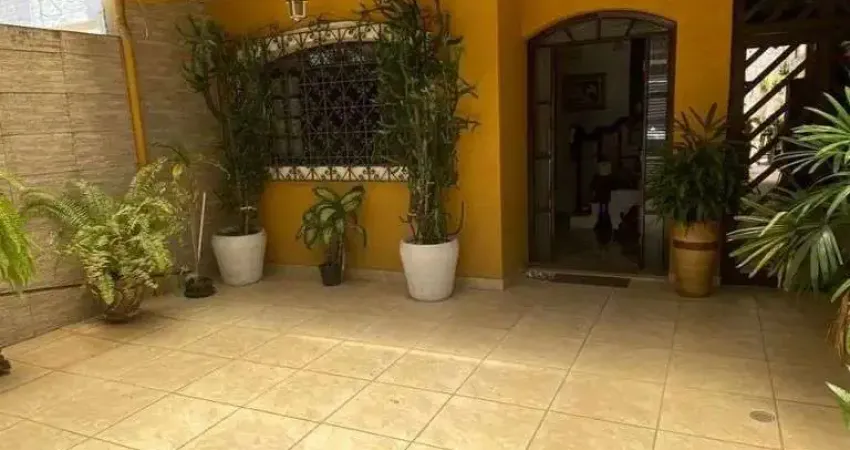 Sobrado com 3 quartos  à venda por R$ 1.570.000 - Boqueirão - Santos/SP