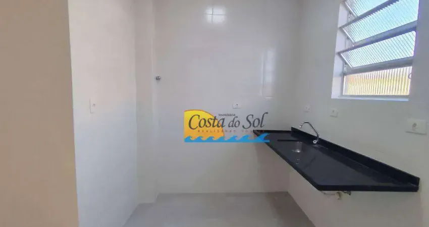 Apartamento com 2 dormitórios à venda, 62 m² por R$ 325.000,00 - Boqueirão - Santos/SP