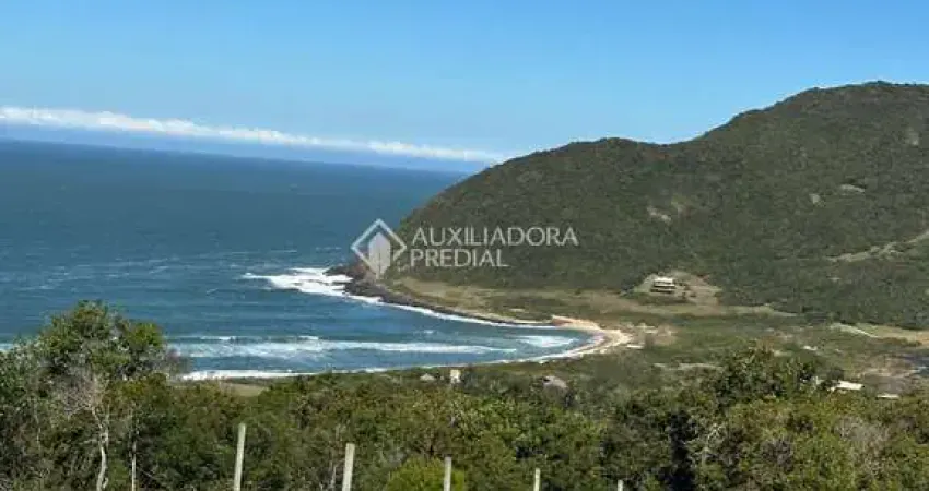 Terreno à venda na Municipal Grp - 110, 2022, Praia da Silveira, Garopaba