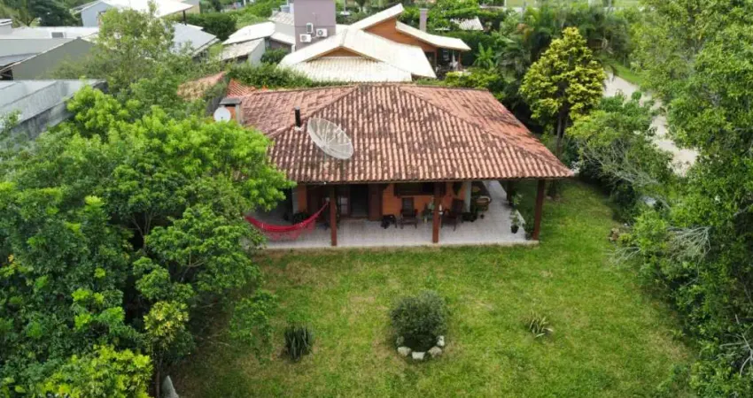 Casa com 3 quartos à venda na Marlin, 3757, Capão, Garopaba