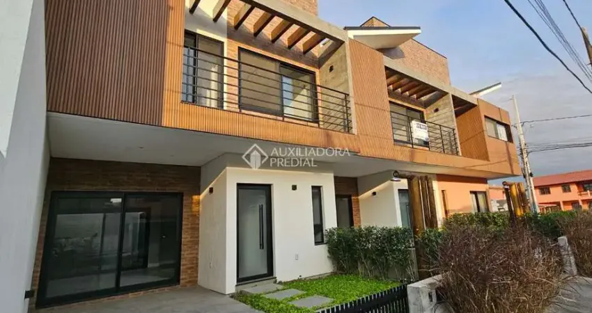 Casa com 2 quartos à venda na Bom Jesus, 3, Centro, Garopaba