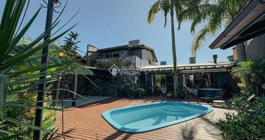 Casa com 4 quartos à venda na José Antonio Lobo, 10, Ferraz, Garopaba