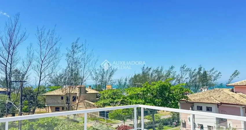 Casa com 3 quartos à venda na Das Amendoeiras, 100, Morrinhos, Garopaba