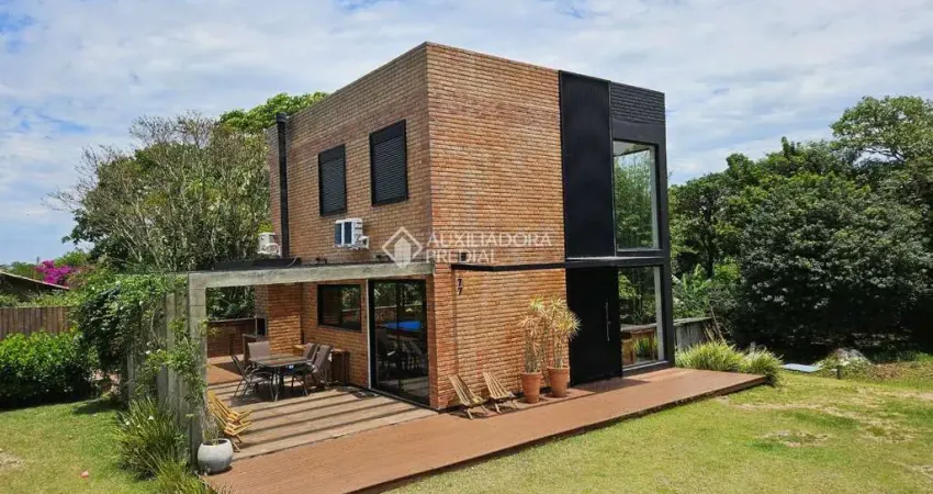 Casa com 3 quartos à venda na Dos Poncianos, 467, Ibiraquera, Imbituba