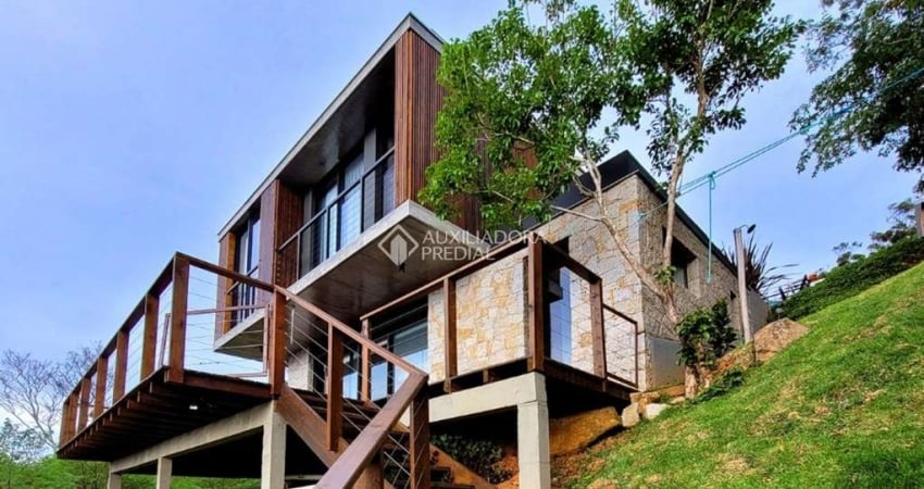 Casa com 2 quartos à venda na Do Morro, 435, Praia da Ferrugem, Garopaba