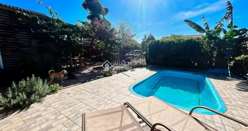 Casa com 3 quartos à venda na Ver. Laudelino Antônio Teixeira, 520, Ibiraquera, Garopaba