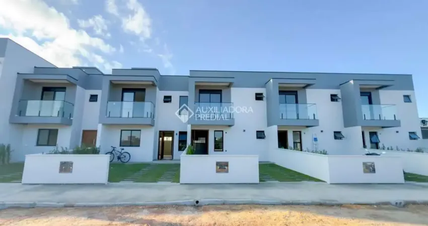 Casa com 3 quartos à venda na 06 De Janeiro, 606, Areais da Palhocinha, Garopaba