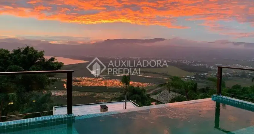 Casa em condomínio fechado com 5 quartos à venda na Dos Camarões, 101, Praia da Ferrugem, Garopaba