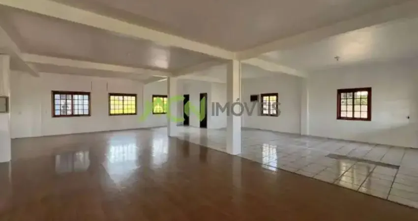 Sala comercial com 180m2, na Avenida Brasil, Centro Estância Velha