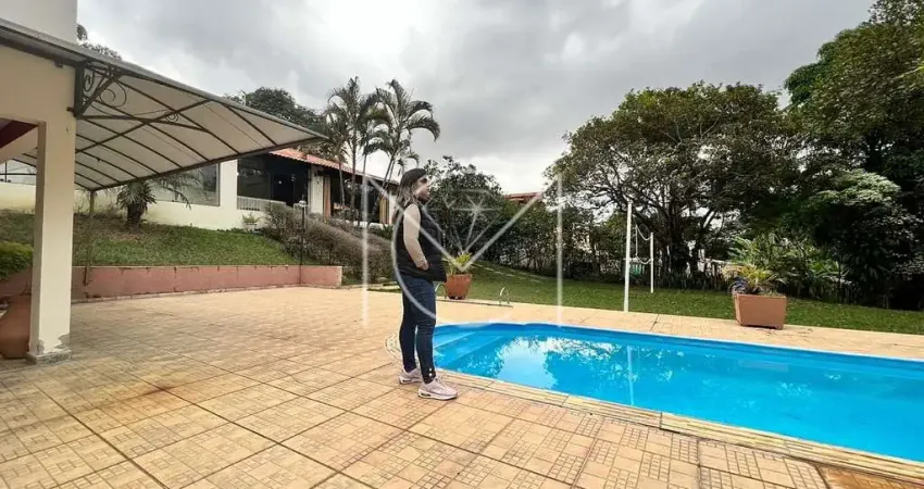 Sítio com 5 quartos em Contagem / Condomíno Nosso Rancho