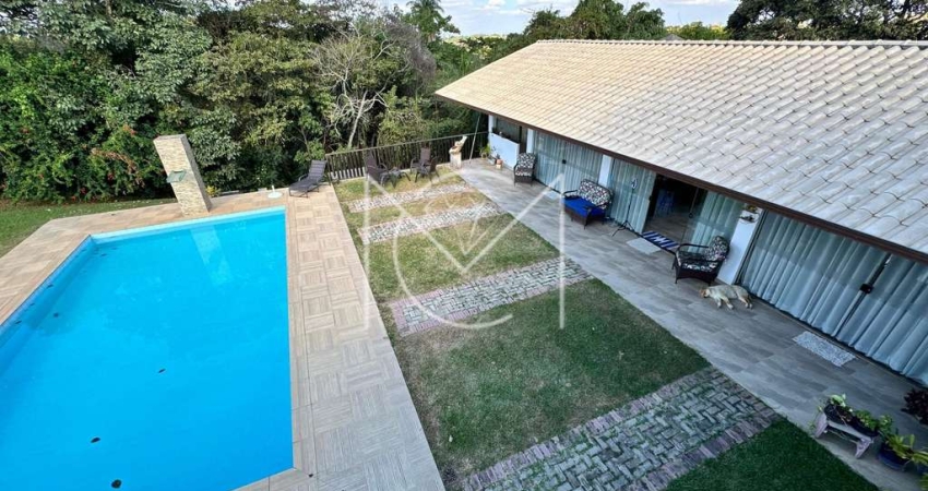 CASA COM 02 QUARTOS E 02 SUÍTES NO CONDOMÍNIO VALE DO OURO