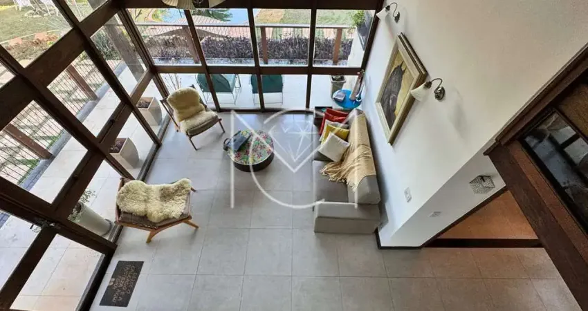 Sítio com lago no Condomínio Nossa Fazenda - R$ 2.400.000,00