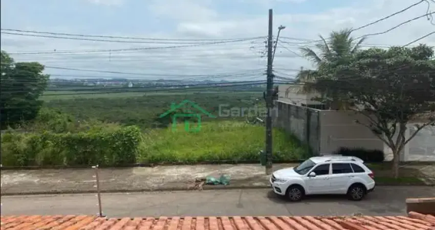 Sobrado em Jardim das Indústrias