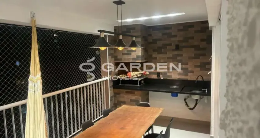 Apartamento em Jardim das Indústrias