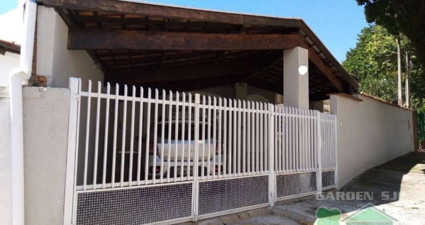 Casa em Jardim das Indústrias
