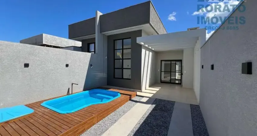 Casa Nova 3 Quadras do Mar com Piscina  -  Matinhos